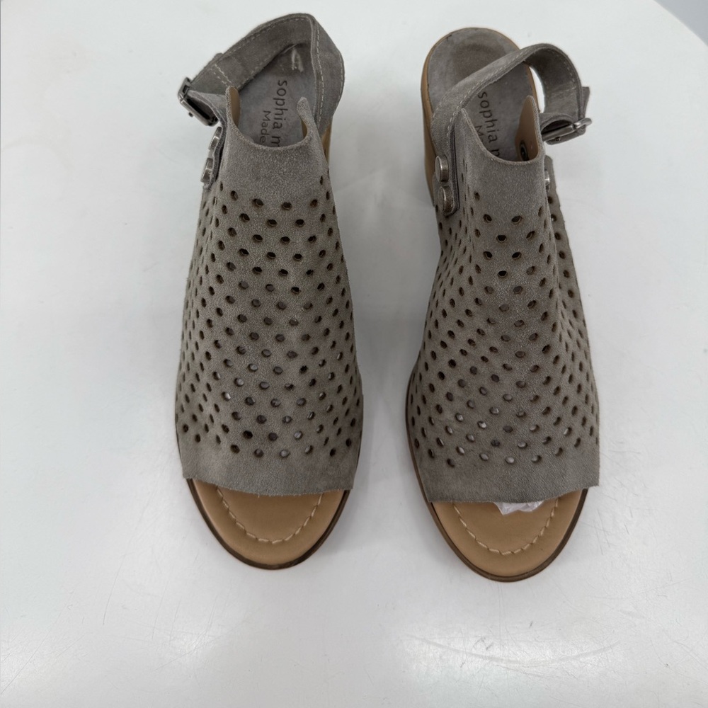 Sophia Milano Italy Grey Suede Perforated Slingback Block Heel Size Est 6-7 - Picture 11 of 13